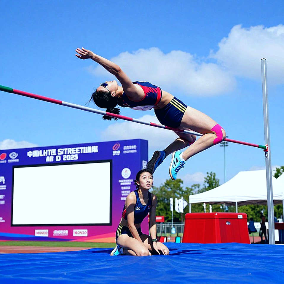 Jemma Reekie: Từ cú ngã ở Ba Lan đến kỷ lục European Road Mile và bài toán 800m tại Bắc Kinh