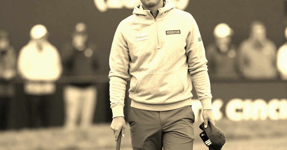 "Kẻ bị bỏ rơi" J.J. Spaun không được chọn vào đội Presidents Cup, nên anh đến Wentworth và hạ gục tất cả, kể cả Rory McIlroy
