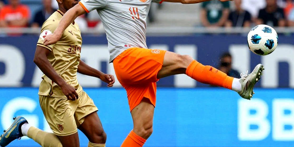 Galatasaray mất cả hành lang phải: khi một vị trí biến mất khỏi đội hình