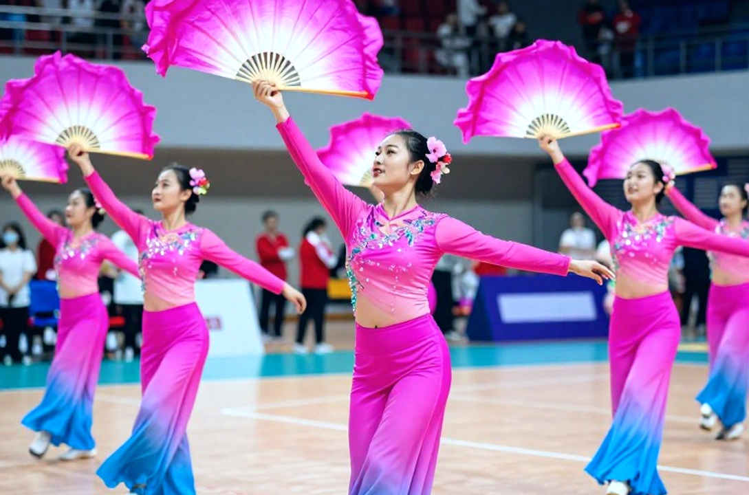 Mười hai điểm liên tiếp và vết nứt khởi đầu chậm của sepak takraw nữ Việt Nam