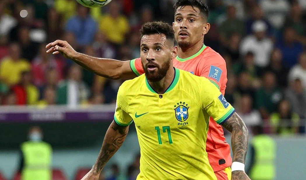 Inter lội ngược dòng ngoạn mục trước Napoli: Khoảnh khắc Dimarco kéo bóng thành bàn và tiếng còi khai cuộc mùa giải ba trận toàn thắng