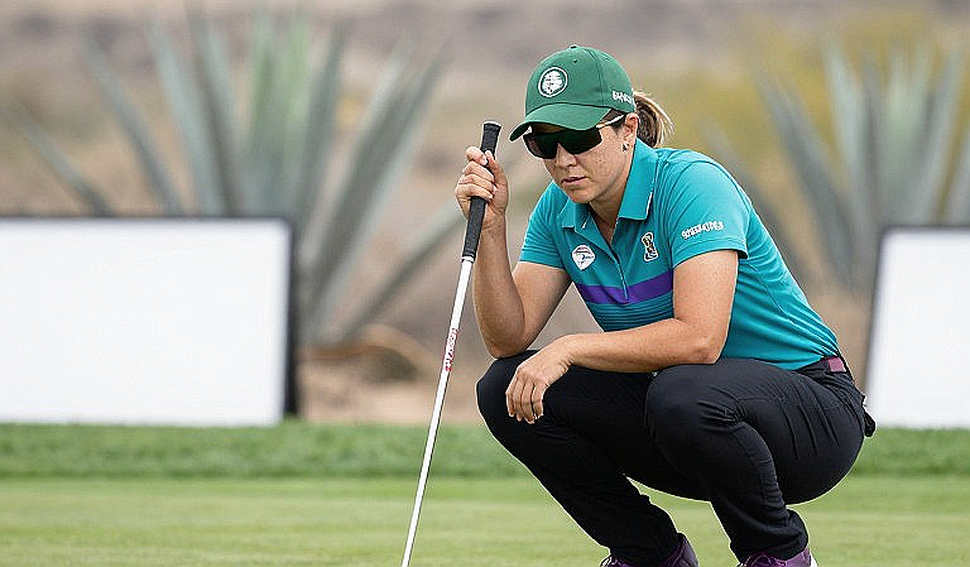 Gió thổi bóng vào nước: Có bị phạt? Luật golf mới 2026 giải thích rõ ràng Gió thổi bóng vào nước: Có bị phạt? Luật golf mới 2026 giải thích rõ ràng