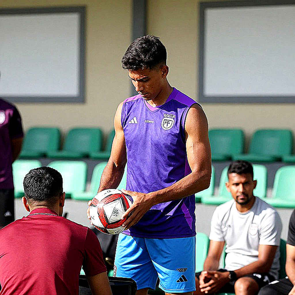 V.League và khoảng trống dữ liệu: khi thước đo châu Âu không đo được thứ quyết định trận đấu