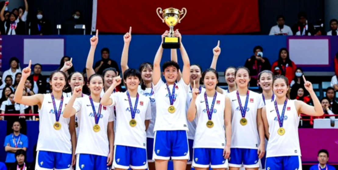 Vương Tử Bình: Võ sư U40, U80 và bài học về tuổi thọ mà bóng đá hiện đại đang đánh mất Vương Tử Bình: Võ sư U40, U80 và bài học về tuổi thọ mà bóng đá hiện đại đang đánh mất
