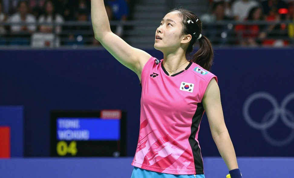 Đầu gối trái của Carolina Marín: ba lần đứt dây chằng và lỗ hổng trong cách đo sự trở lại