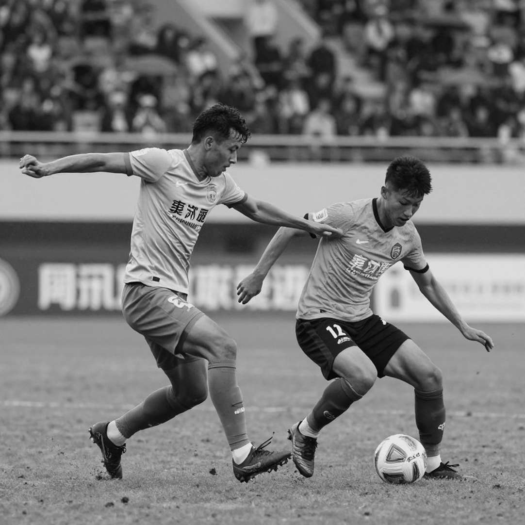 Feyenoord không nhớ Ueda: vòng quay 6 triệu euro và bài kiểm tra còn bỏ ngỏ