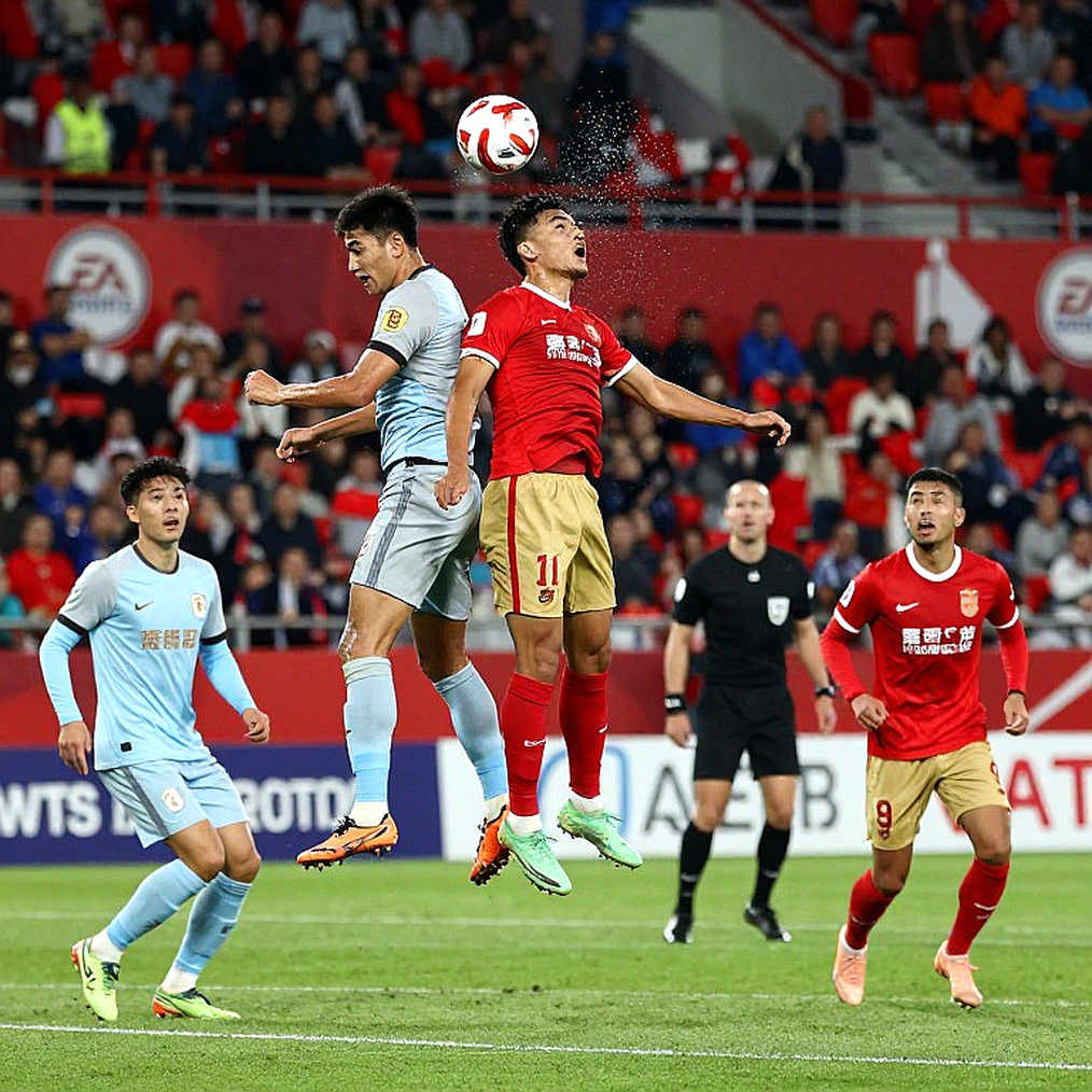 Khi dữ liệu không lên tiếng: V.League và lỗ hổng chết người trong phân tích bóng đá Việt