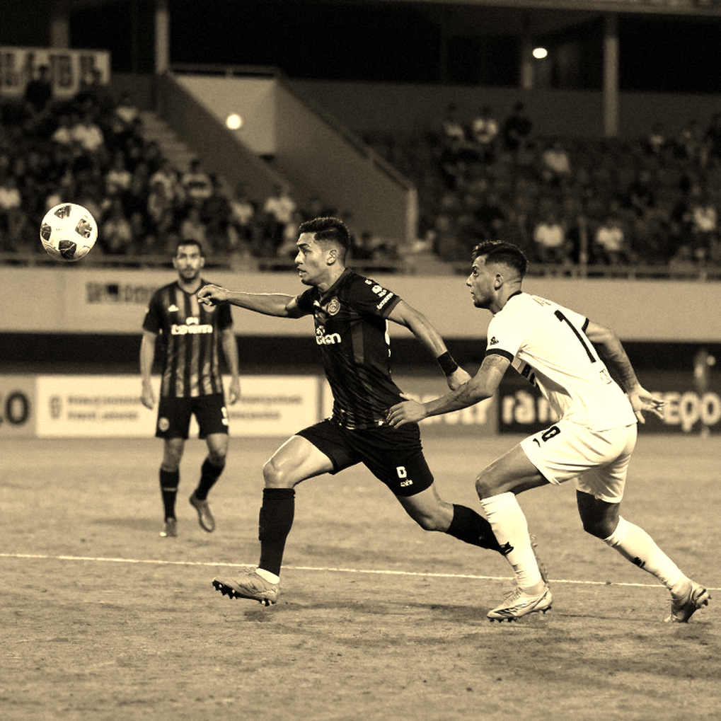 V.League 2026: Bóng đá Việt Nam đang đứng trước cuộc cách mạng chiến thuật hay chỉ là cơn sốt nhất thời?