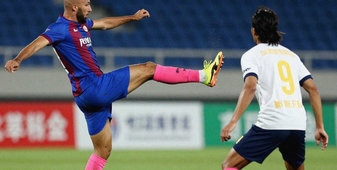 Tùy chọn 20 triệu euro và bài toán trung phong của Ajax sau cú gãy dây chằng của Dolberg