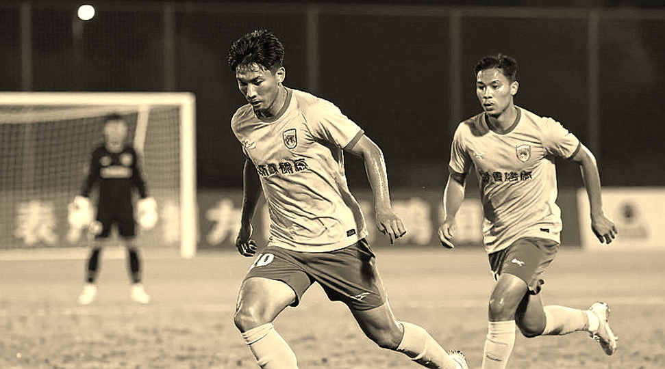Burnley sa thải HLV Hayen sau 14 trận: một chiến thắng trong 12 vòng và nghịch lý của đội bóng tự nhìn mình sai