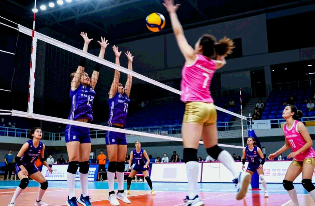 Hiểu Quy Tắc Chấm Điểm Bóng Chuyền: Hệ Thống Rally Points, Các Set Và Set Thứ Năm Đến 15 Điểm – Những Quy Tắc Quyết Định Trận Đấu Bóng Chuyền Hiện Đại Hiểu Quy Tắc Chấm Điểm Bóng Chuyền: Hệ Thống Rally Points, Các Set Và Set Thứ Năm Đến 15 Điểm – Những Quy Tắc Quyết Định Trận Đấu Bóng Chuyền Hiện Đại