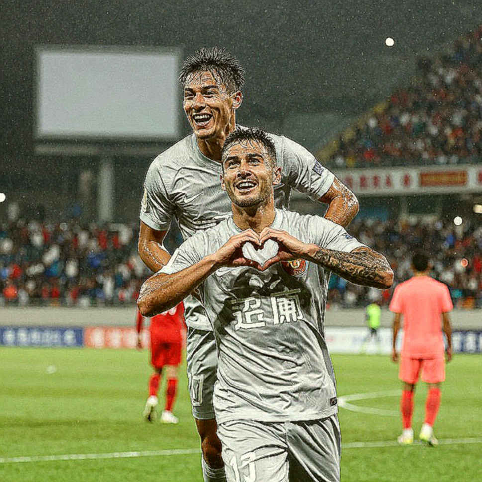Trọng tài Nhật Bản Araki Yusuke gây tiếng vang tại Jupiler Pro League: VAR sửa đúng, giám đốc trọng tài Bỉ lên tiếng Trọng tài Nhật Bản Araki Yusuke gây tiếng vang tại Jupiler Pro League: VAR sửa đúng, giám đốc trọng tài Bỉ lên tiếng